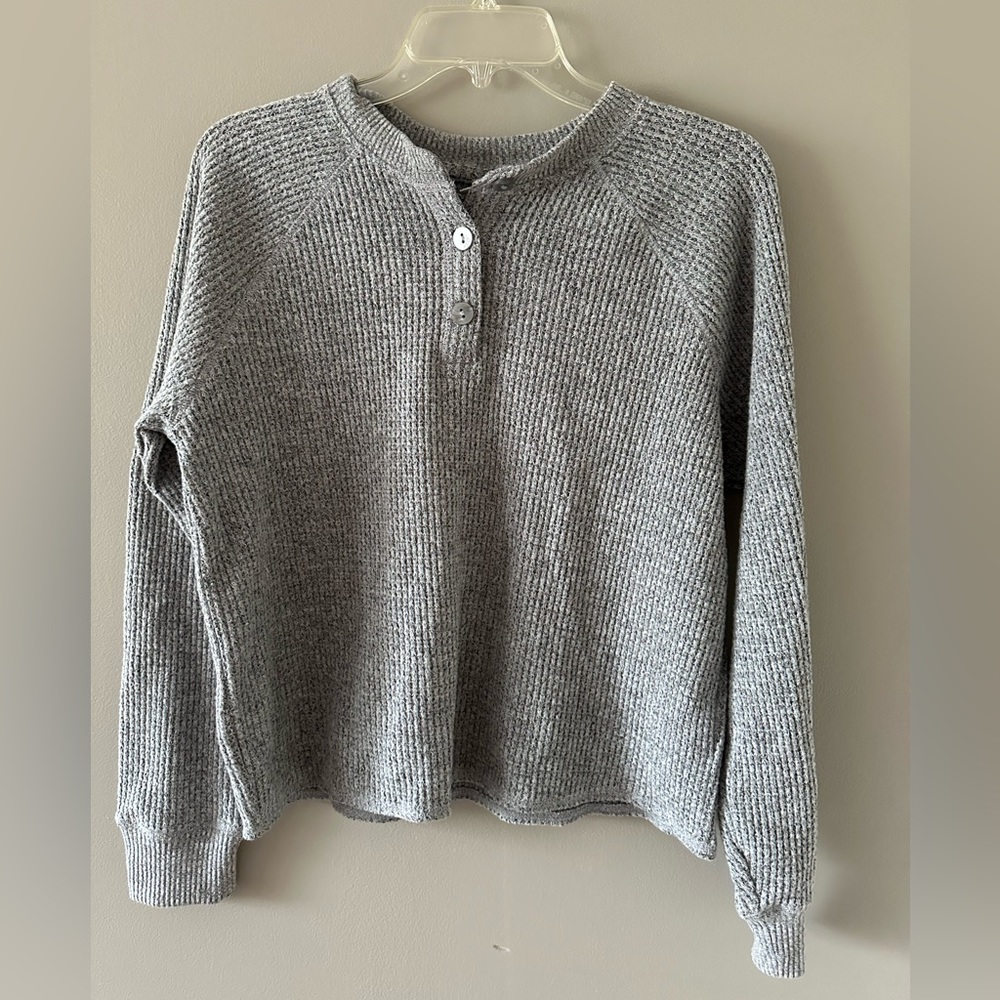 Old Navy sweater size small.